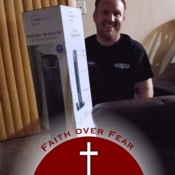 Meet your Posher, Mitzi - Picture 1 of 1